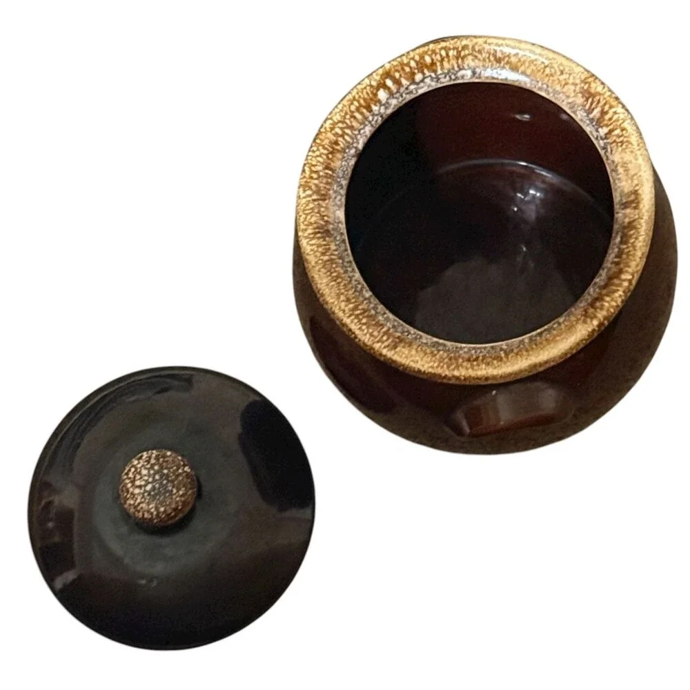 Hull Pottery vintage hull